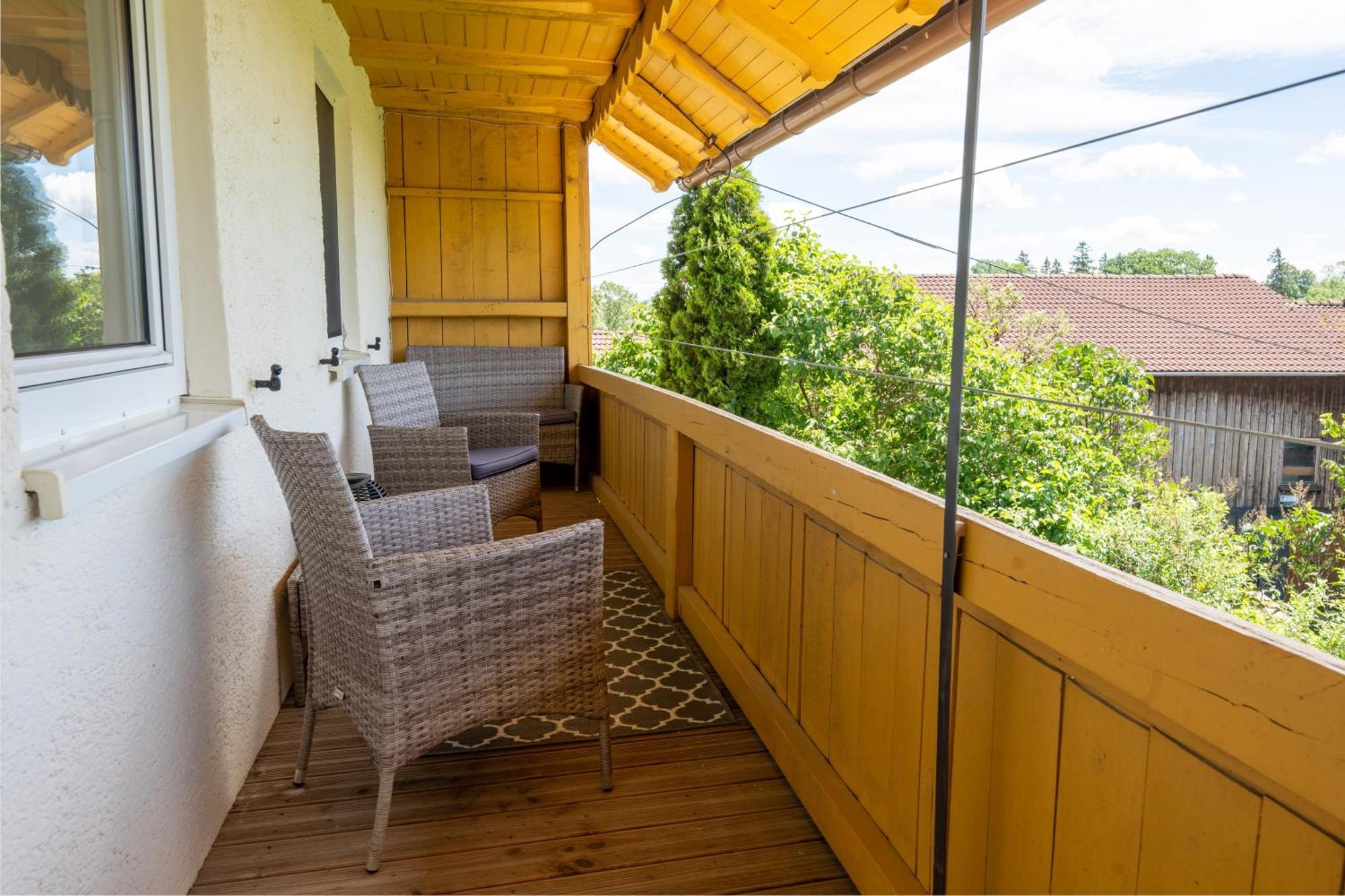 Berghof-Glueck Lägenhet Kaufbeuren Exteriör bild